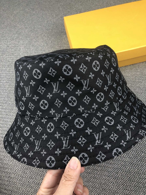 ブランド帽子側面デザイン